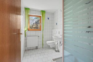 Einliegerwohnung UG Badezimmer