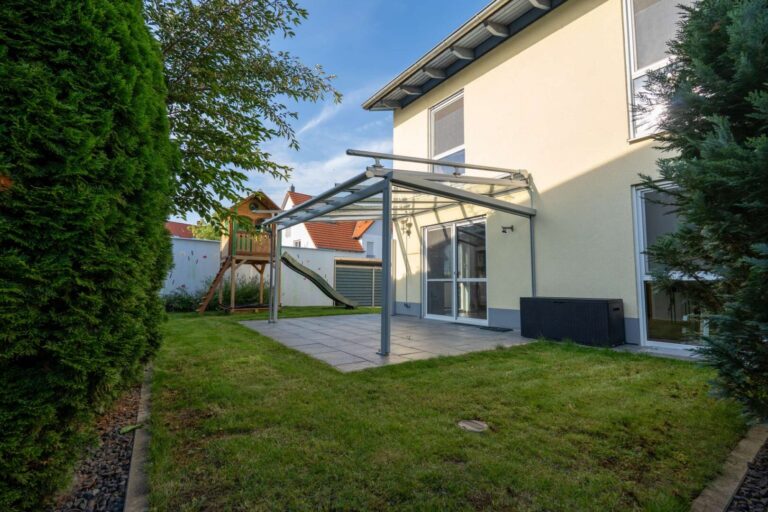 Garten hinten
