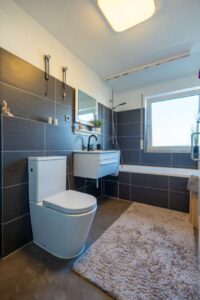 Badezimmer 1