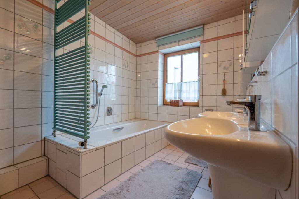 Badezimmer OG