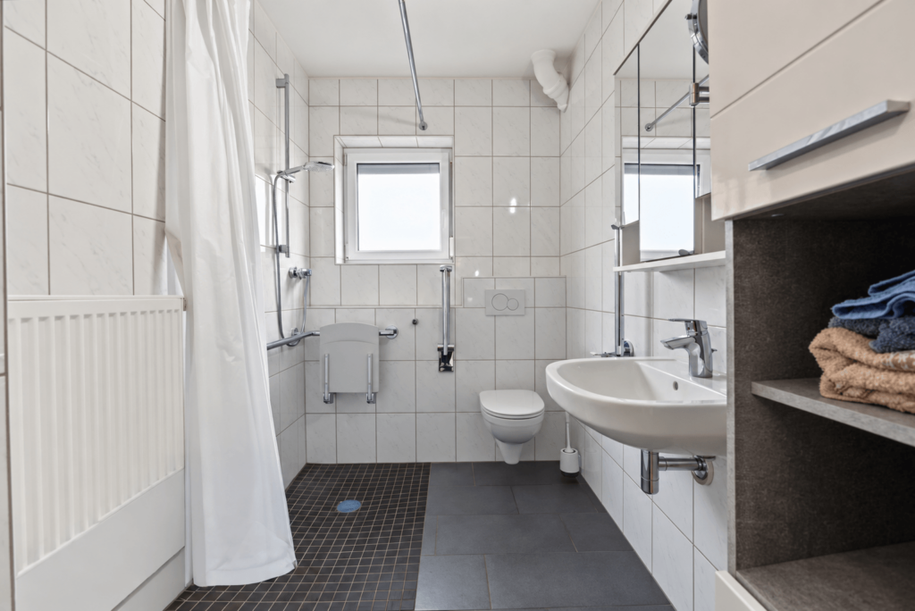Badezimmer EG -barrierefrei