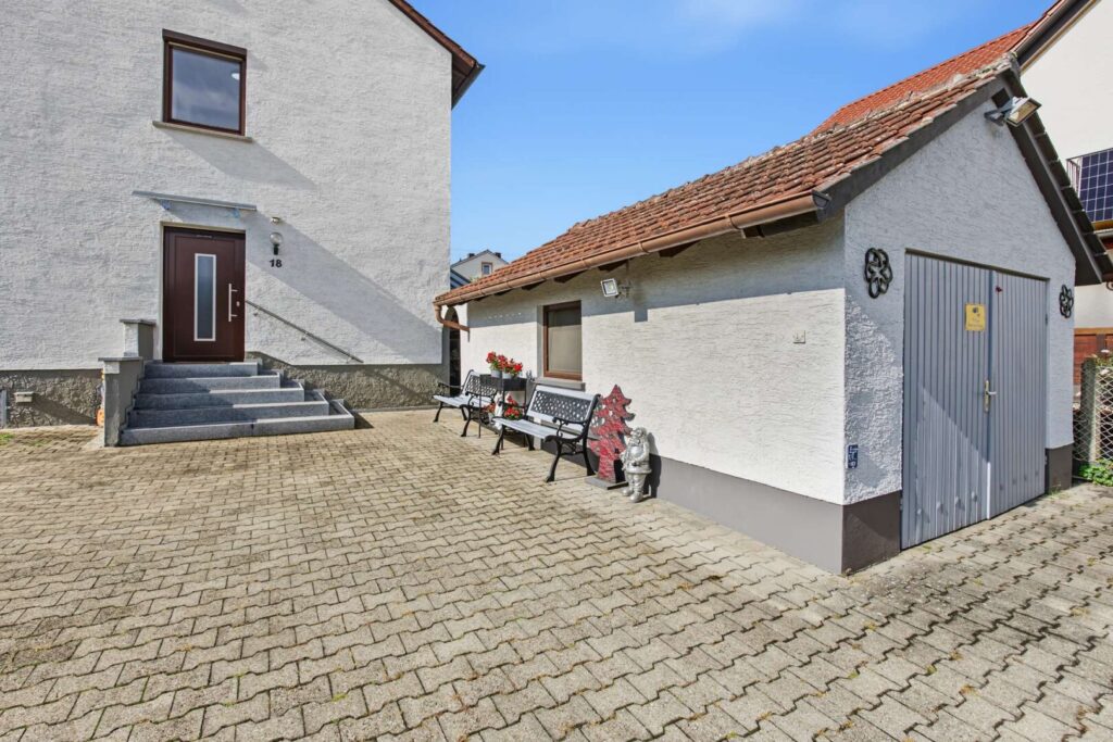 Außenansicht Hofeinfahrt