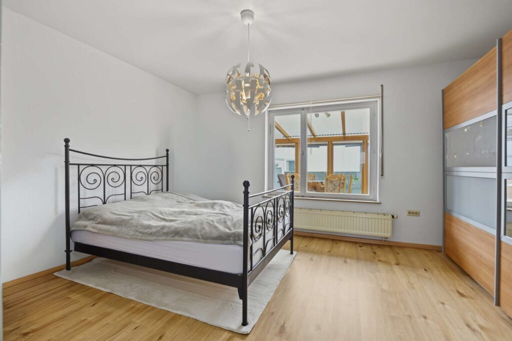Schlafzimmer EG